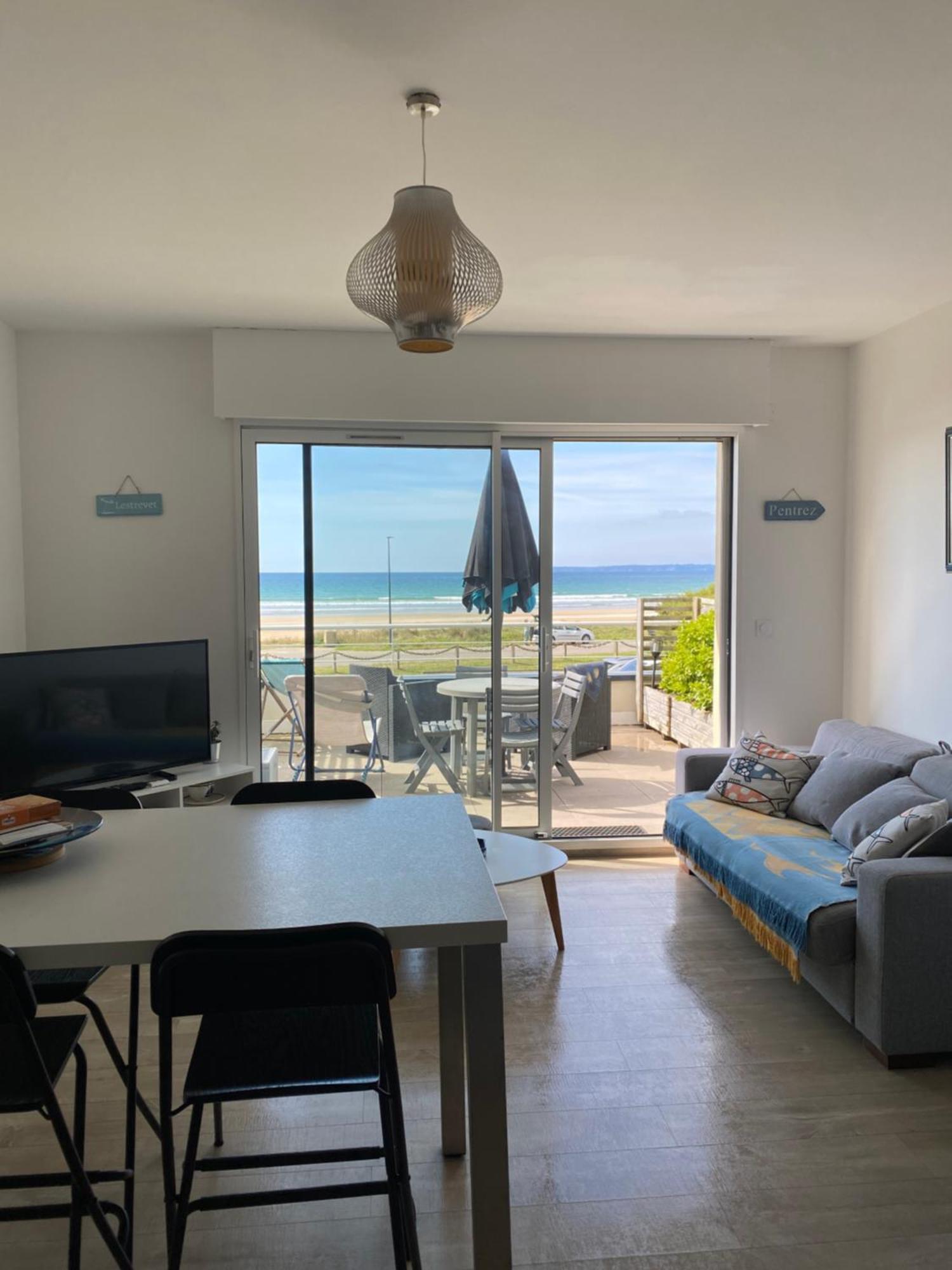 Lestrevet, Les Pieds Dans L Eau Apartment Plomodiern Exterior photo
